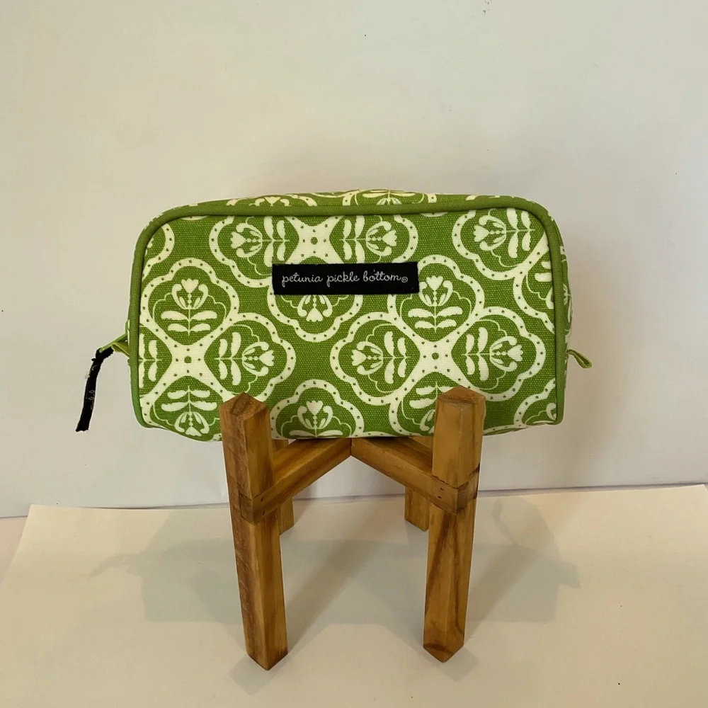 Petunia Pickle Bottom zipper bag